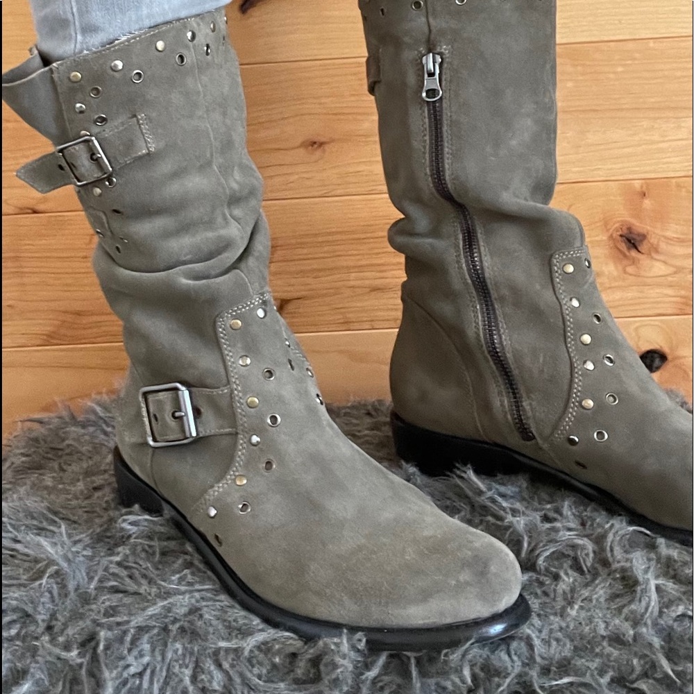 Juicy Couture Giordana grey suede studded boots - Picture 2 of 13
